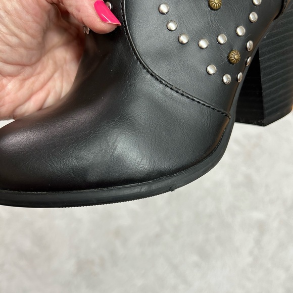 Mossimo Supply Co. Black Studded zip Booties Size 8 - Picture 7 of 7